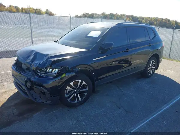 3VVRB7AX8RM211500 2024 VOLKSWAGEN TIGUAN - Image 2