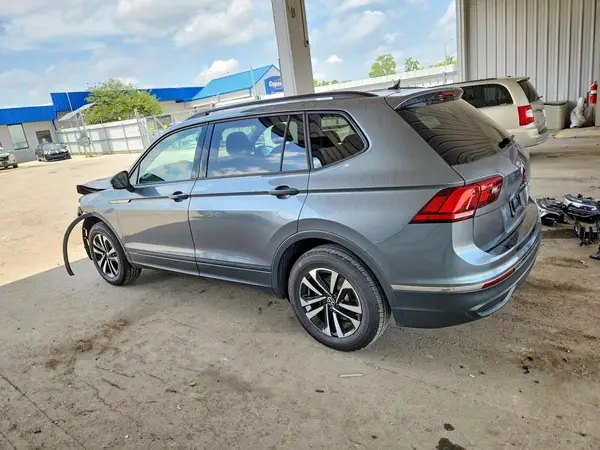 3VVRB7AX8RM231990 2024 VOLKSWAGEN TIGUAN - Image 2