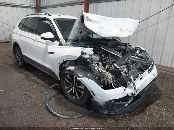 3VVRB7AXXPM042951 2023 VOLKSWAGEN TIGUAN - Image 1