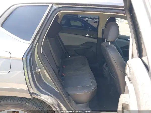 3VVRX7B20NM080285 2022 VOLKSWAGEN TAOS - Image 8
