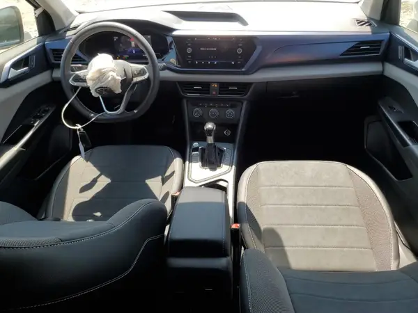 3VVRX7B22NM061298 2022 VOLKSWAGEN TAOS - Image 8