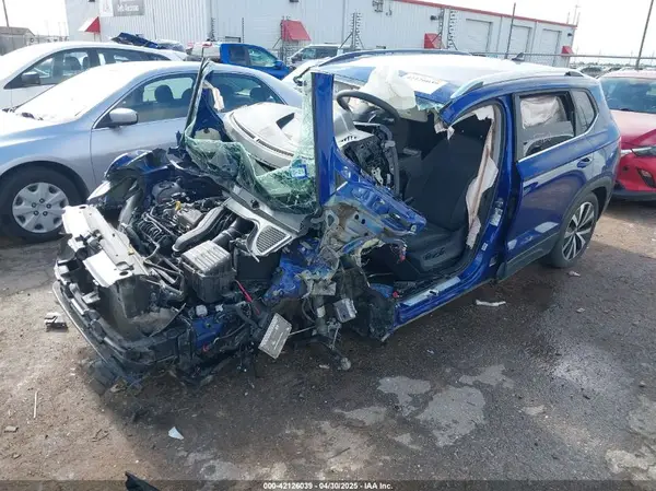 3VVRX7B22NM087741 2022 VOLKSWAGEN TAOS - Image 2