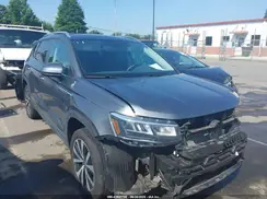 3VVRX7B24NM035611 2022 VOLKSWAGEN TAOS