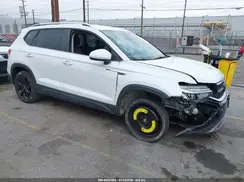 3VVRX7B24NM090138 2022 VOLKSWAGEN TAOS