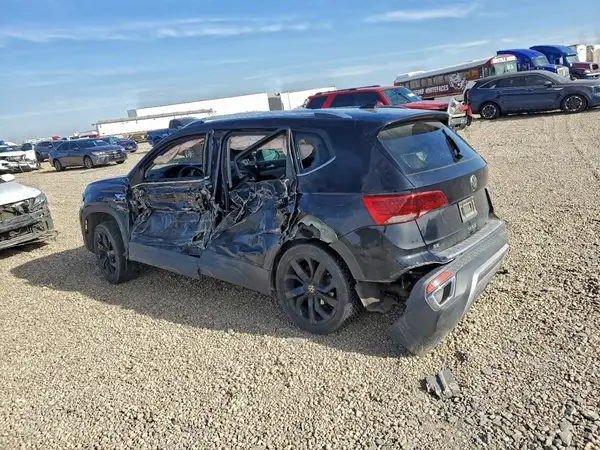 3VVRX7B25NM076636 2022 VOLKSWAGEN TAOS - Image 2