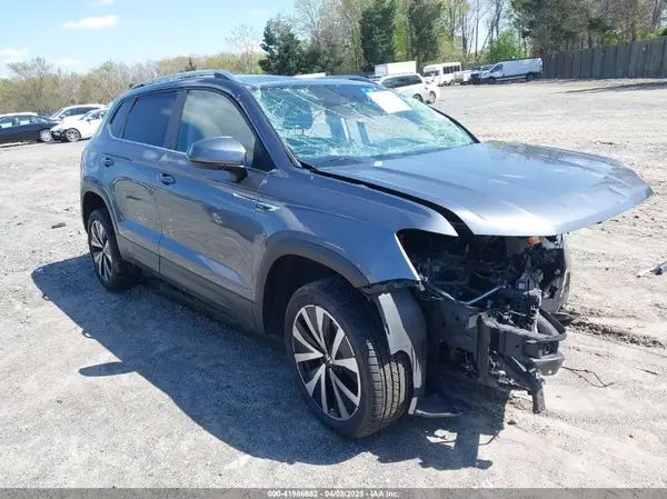 3VVRX7B26NM012802 2022 VOLKSWAGEN TAOS - Image 1