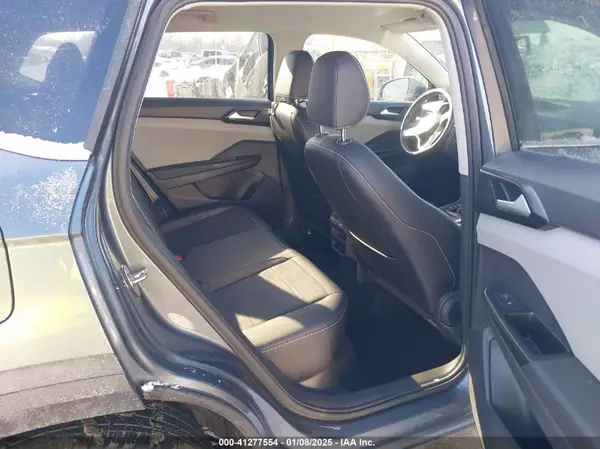 3VVRX7B27NM043184 2022 VOLKSWAGEN TAOS - Image 8