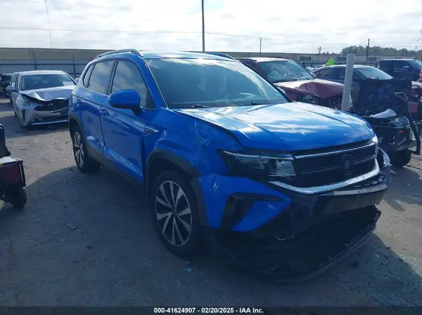 3VVRX7B28NM088778 2022 VOLKSWAGEN TAOS - Image 1
