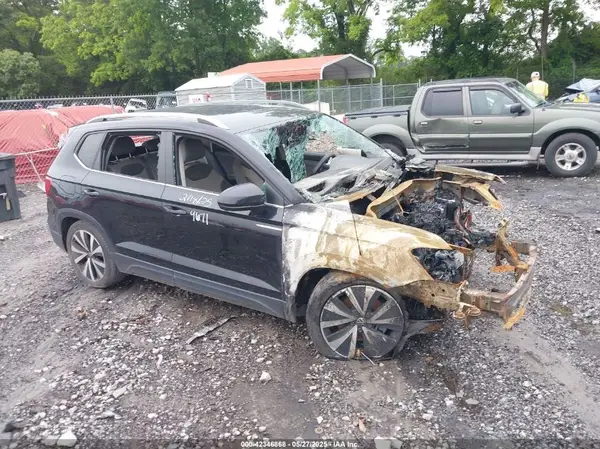 3VVRX7B2XNM059671 2022 VOLKSWAGEN TAOS - Image 1