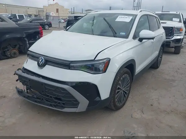 3VVSC7B20SM052835 2025 VOLKSWAGEN TAOS - Image 2