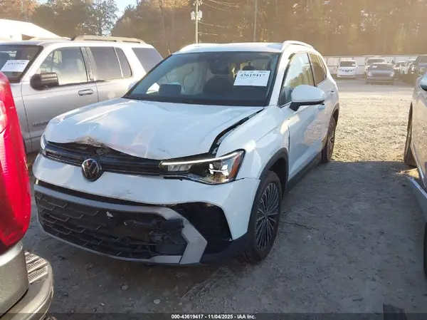 3VVSC7B20SM060689 2025 VOLKSWAGEN TAOS - Image 2