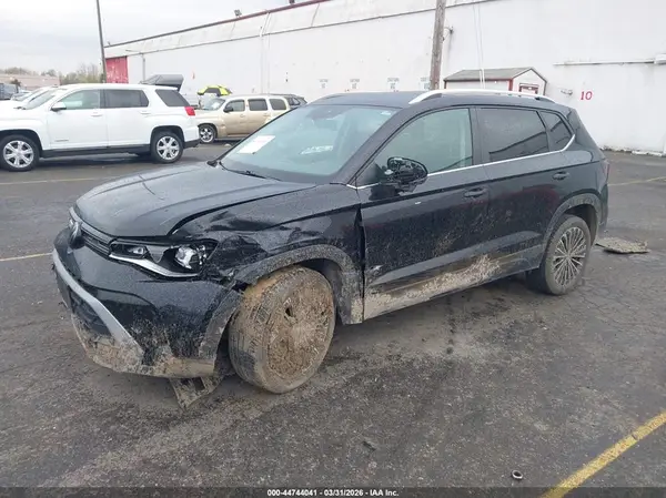 3VVSC7B23SM010031 2025 VOLKSWAGEN TAOS - Image 2