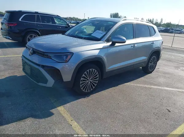 3VVSC7B24SM040509 2025 VOLKSWAGEN TAOS - Image 2