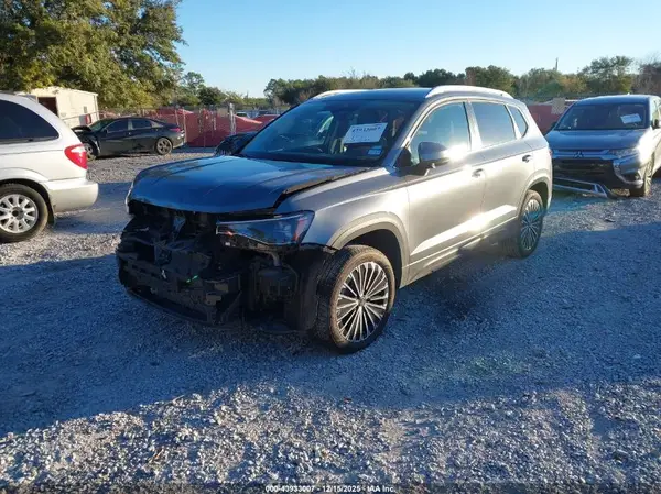 3VVSC7B25SM005896 2025 VOLKSWAGEN TAOS - Image 2