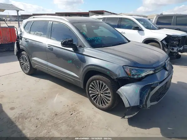 3VVSC7B25SM016011 2025 VOLKSWAGEN TAOS - Image 1