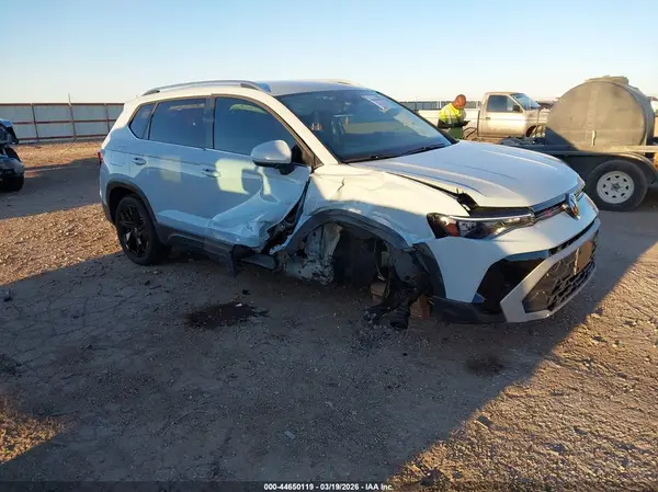 3VVSC7B25SM067055 2025 VOLKSWAGEN TAOS - Image 1