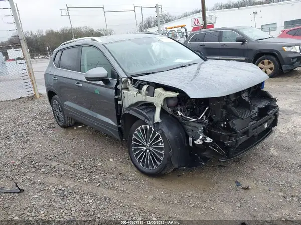 3VVSC7B26SM025333 2025 VOLKSWAGEN TAOS - Image 1