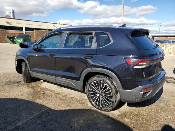 3VVSC7B27SM033733 2025 VOLKSWAGEN TAOS - Image 2