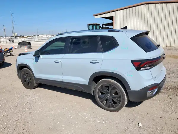 3VVSC7B27SM043663 2025 VOLKSWAGEN TAOS - Image 2