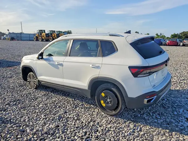 3VVSC7B28SM012891 2025 VOLKSWAGEN TAOS - Image 2