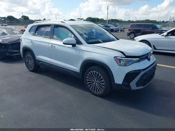 3VVSC7B29SM027173 2025 VOLKSWAGEN TAOS - Image 1