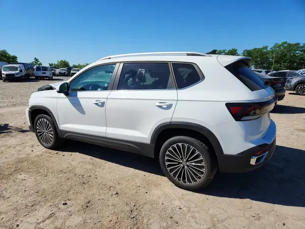 3VVSC7B29TM041463 2026 VOLKSWAGEN TAOS - Image 2