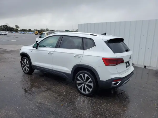 3VVSX7B20RM021387 2024 VOLKSWAGEN TAOS - Image 2