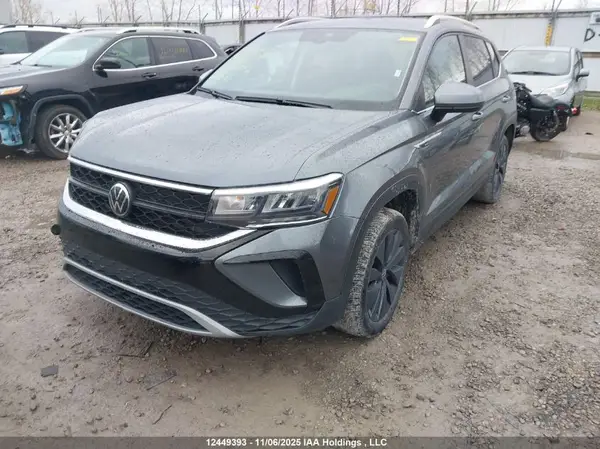 3VVSX7B20RM061632 2024 VOLKSWAGEN TAOS - Image 2