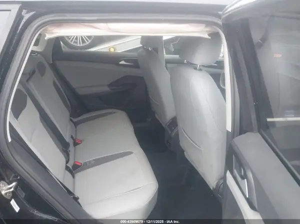 3VVSX7B21PM305334 2023 VOLKSWAGEN TAOS - Image 8