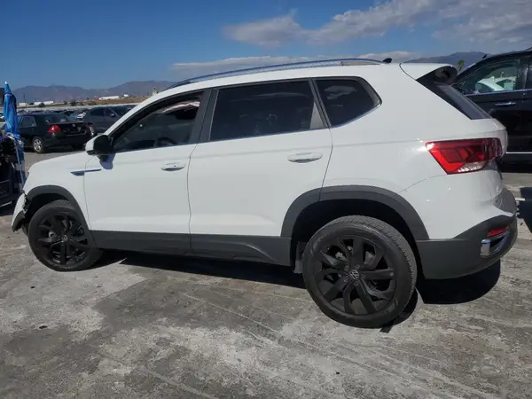 3VVSX7B21PM314888 2023 VOLKSWAGEN TAOS - Image 2
