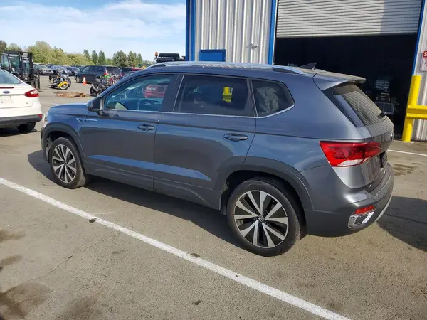 3VVSX7B21PM339029 2023 VOLKSWAGEN TAOS - Image 2