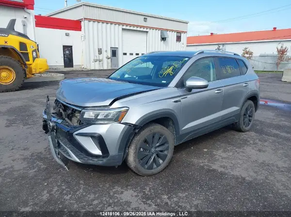 3VVSX7B21RM016201 2024 VOLKSWAGEN TAOS - Image 2