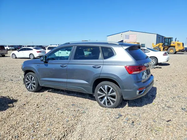 3VVSX7B21RM021561 2024 VOLKSWAGEN TAOS - Image 2