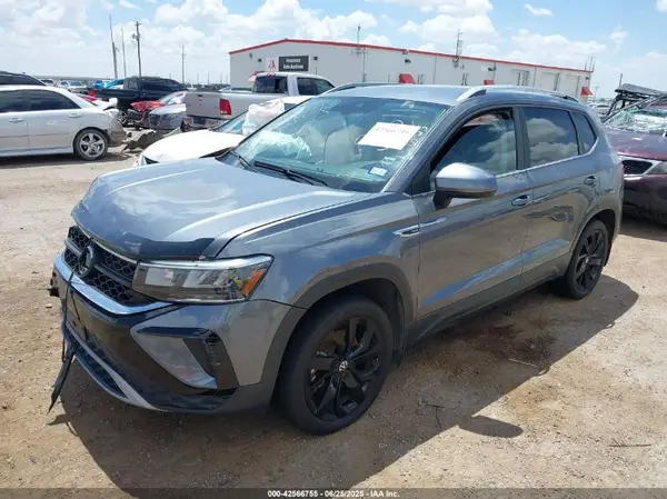 3VVSX7B22PM310896 2023 VOLKSWAGEN TAOS - Image 2