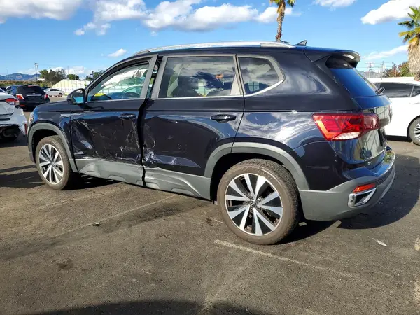 3VVSX7B22PM380639 2023 VOLKSWAGEN TAOS - Image 2