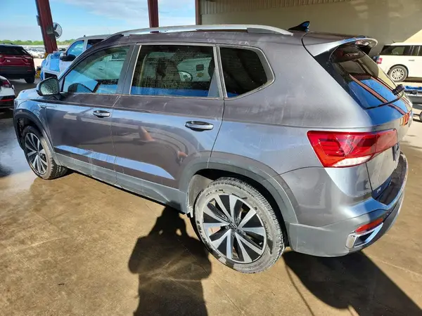 3VVSX7B22RM050566 2024 VOLKSWAGEN TAOS - Image 2