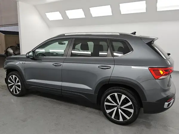 3VVSX7B22RM080070 2024 VOLKSWAGEN TAOS - Image 2