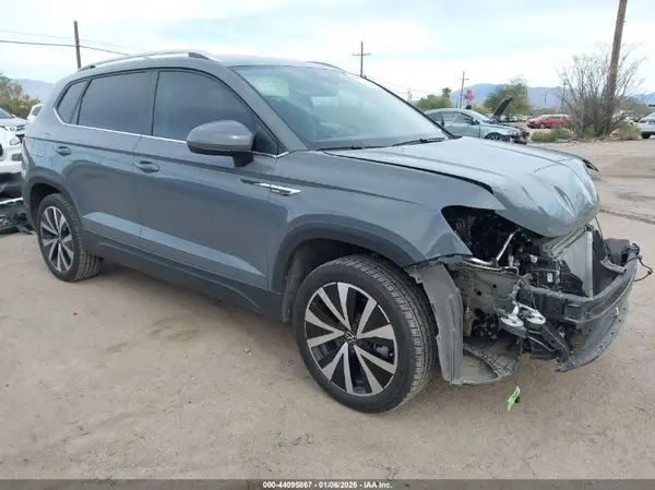 3VVSX7B22RM097855 2024 VOLKSWAGEN TAOS - Image 1