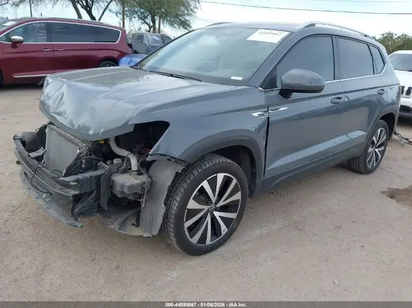 3VVSX7B22RM097855 2024 VOLKSWAGEN TAOS - Image 2