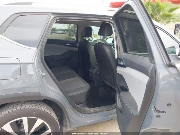3VVSX7B22RM097855 2024 VOLKSWAGEN TAOS - Image 8