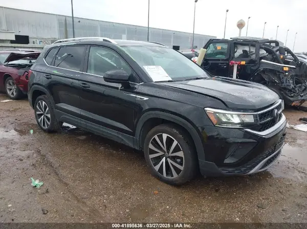 3VVSX7B22RM118431 2024 VOLKSWAGEN TAOS - Image 1