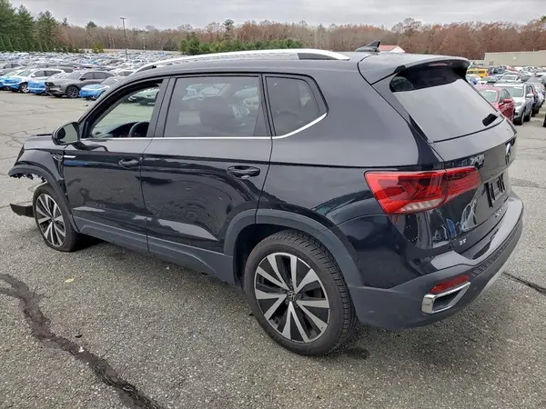 3VVSX7B22RM120390 2024 VOLKSWAGEN TAOS - Image 2