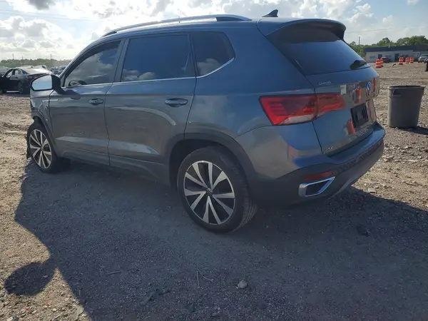 3VVSX7B23NM059853 2022 VOLKSWAGEN TAOS - Image 2
