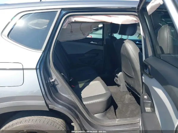 3VVSX7B23PM342496 2023 VOLKSWAGEN TAOS - Image 8