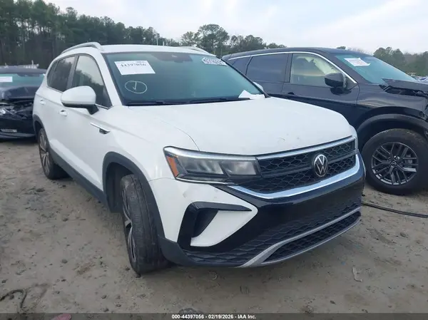 3VVSX7B23RM046252 2024 VOLKSWAGEN TAOS - Image 1