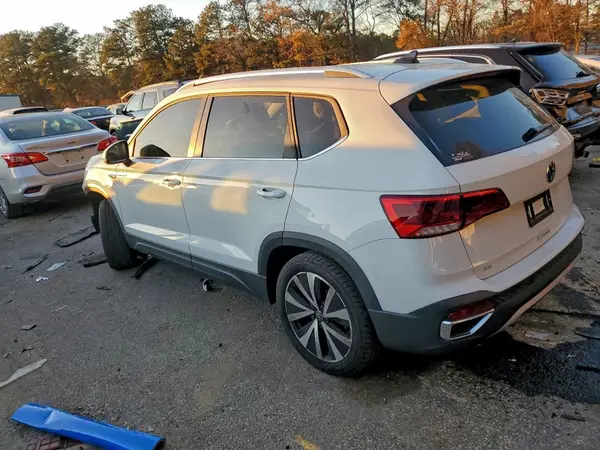 3VVSX7B23RM078859 2024 VOLKSWAGEN TAOS - Image 2