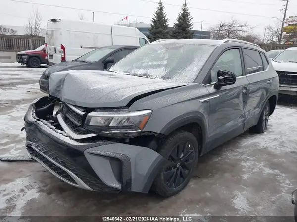 3VVSX7B23RM085665 2024 VOLKSWAGEN TAOS - Image 2