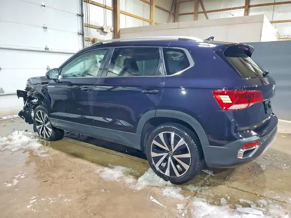 3VVSX7B23RM120852 2024 VOLKSWAGEN TAOS - Image 2
