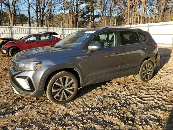 3VVSX7B24NM041586 2022 VOLKSWAGEN TAOS - Image 1