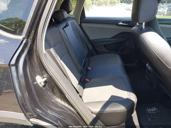 3VVSX7B24NM094482 2022 VOLKSWAGEN TAOS - Image 8
